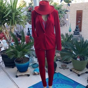 ♦️♦️INC 2 PIECE RED CRUSHED VELVET SUIT♦️♦️